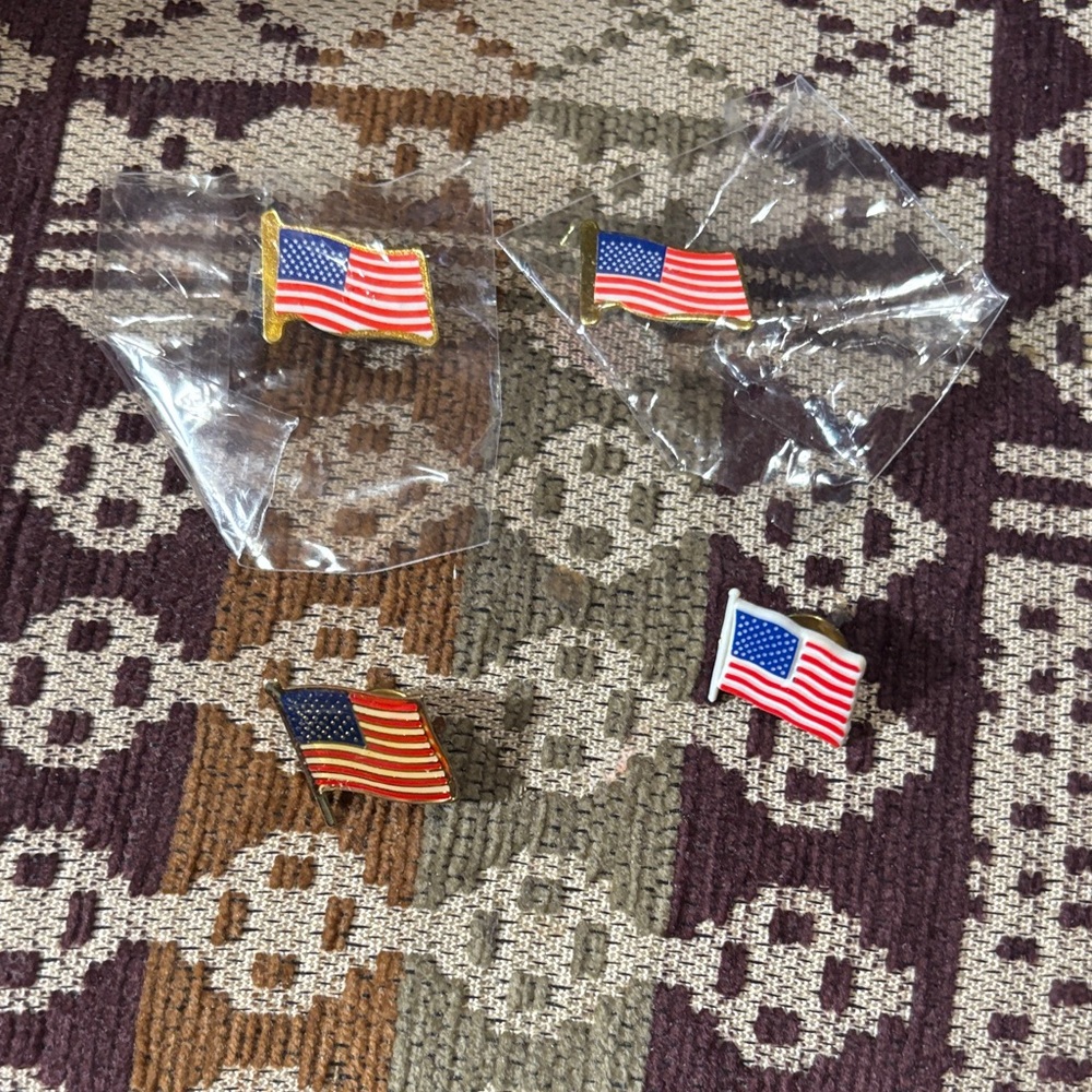 American Flag Lapel Pins